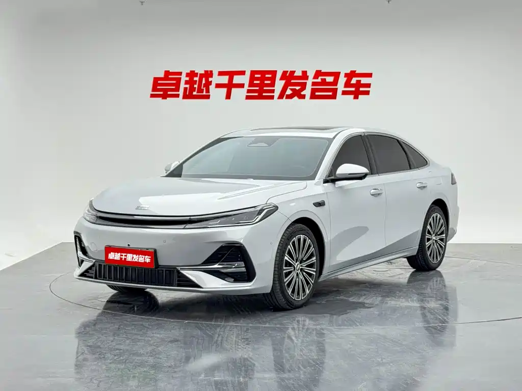 Geely Galaxy Galaxy A7 EM