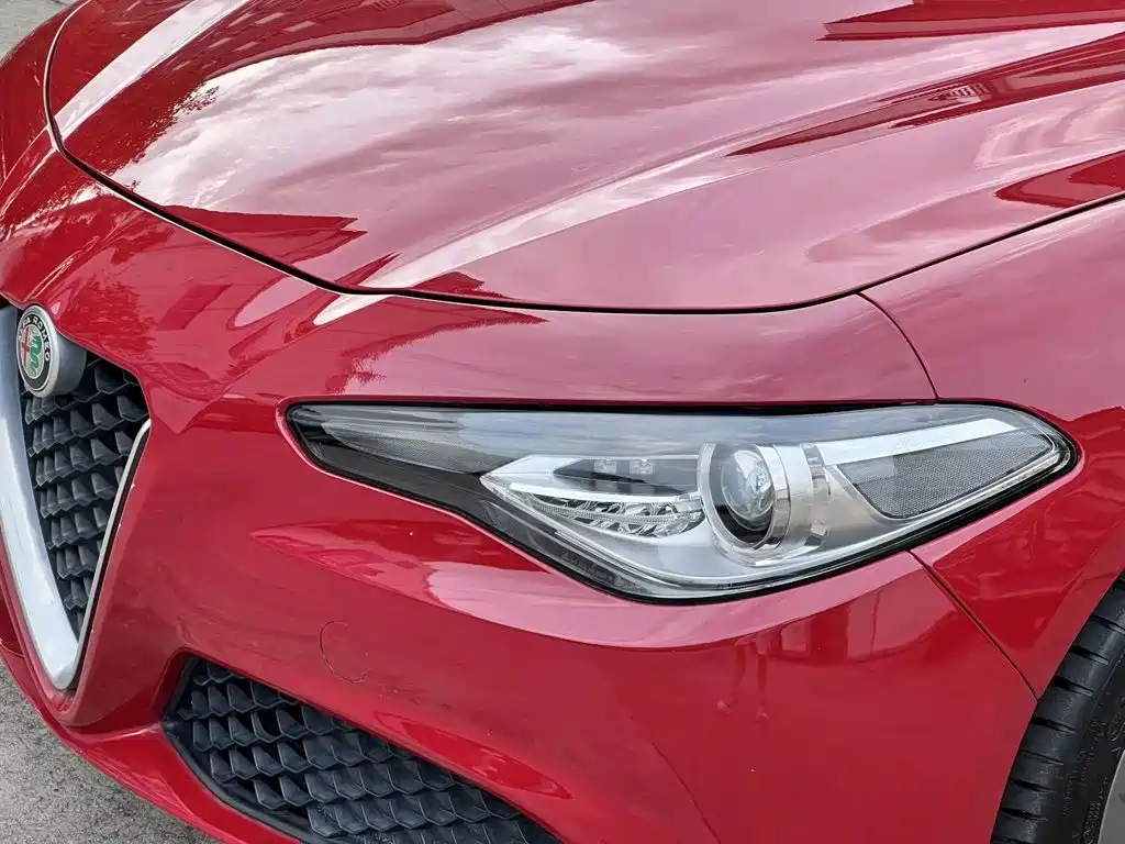 Alfa Romeo Giulia — миниатюра 8