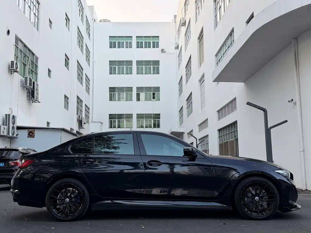 BMW i3 — миниатюра 4