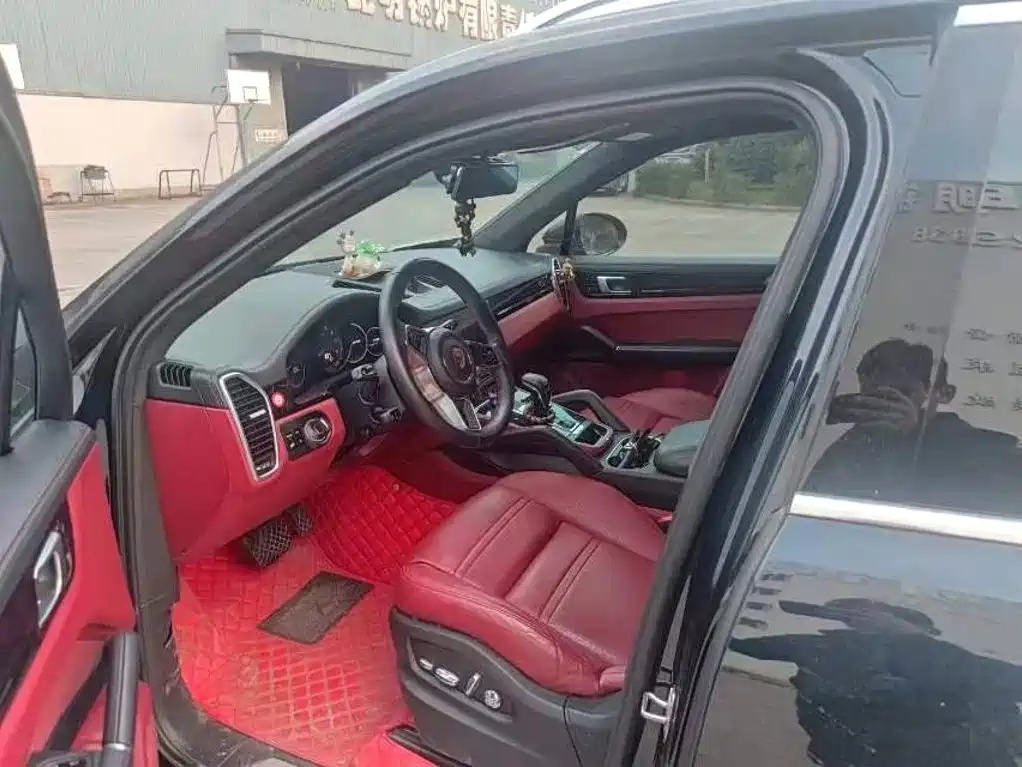Porsche Cayenne Hybrid — миниатюра 7
