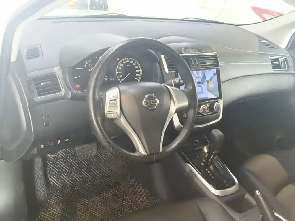 Nissan Tiida 2024 1.6L CVT