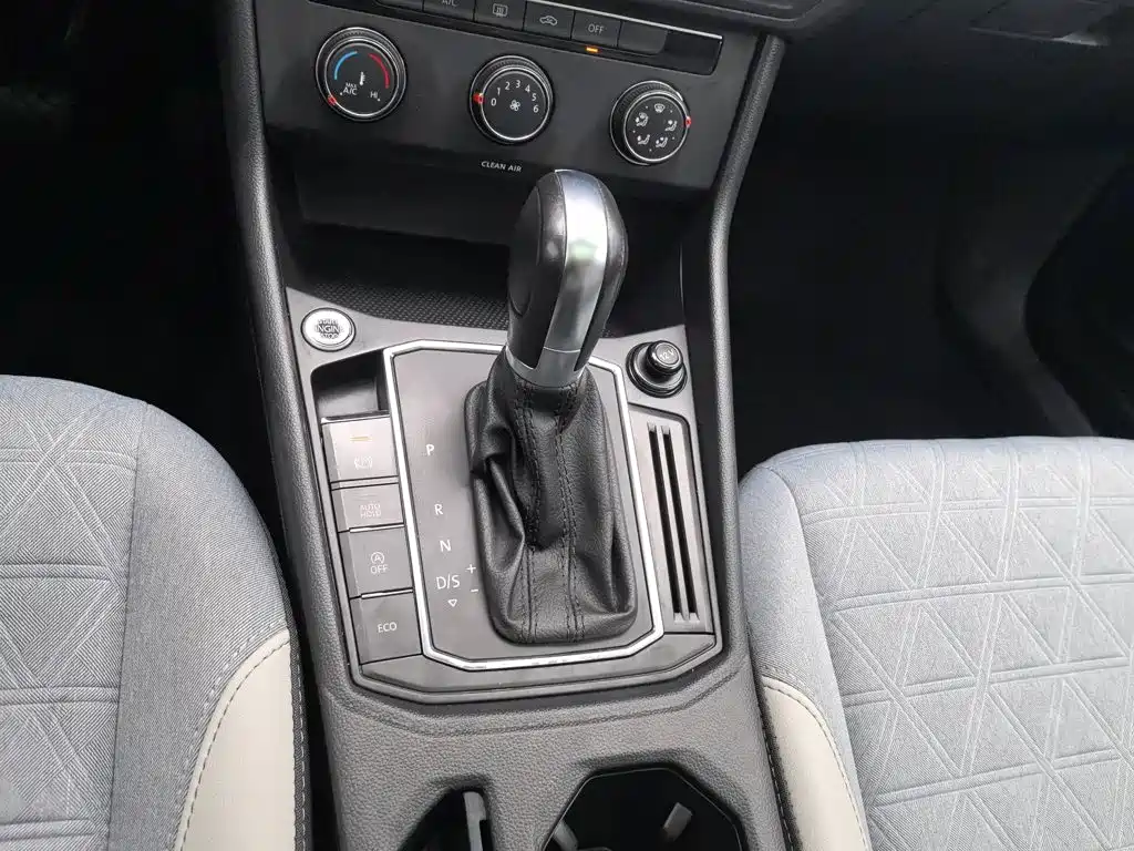 Volkswagen Lavida — миниатюра 13