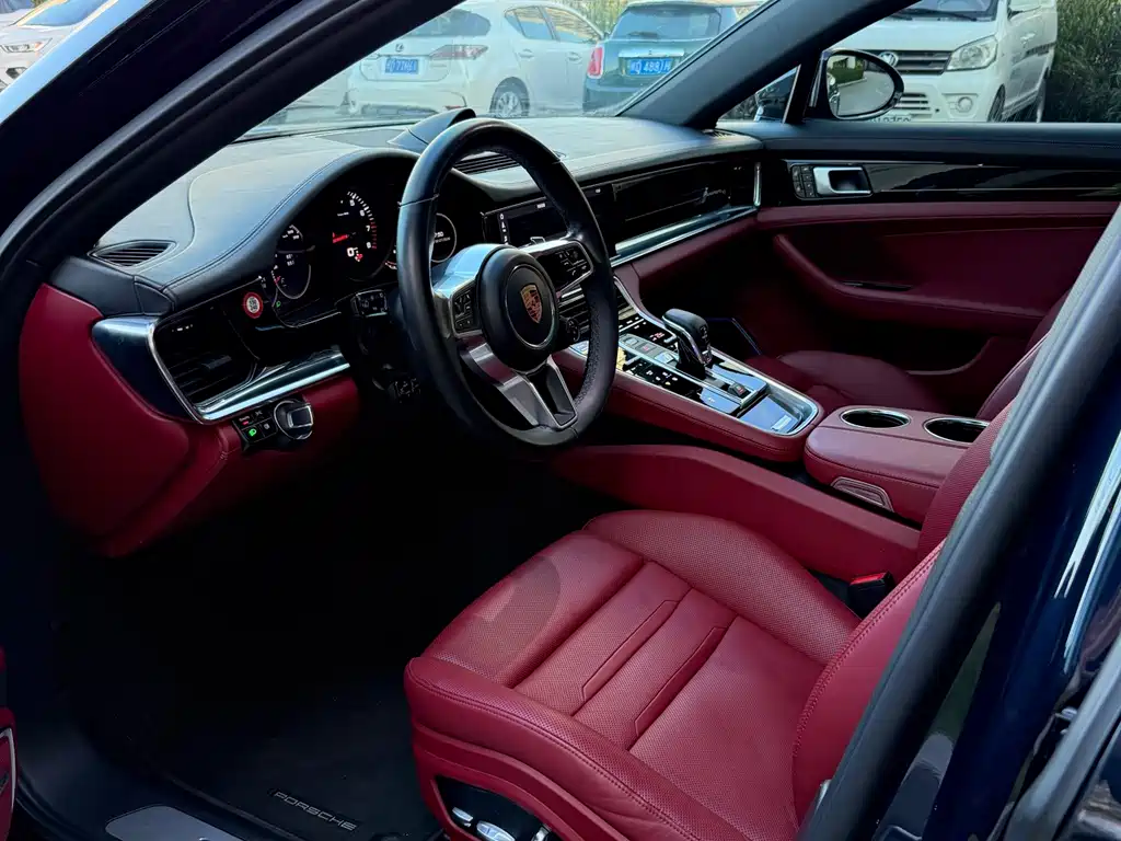 Porsche Panamera — миниатюра 4