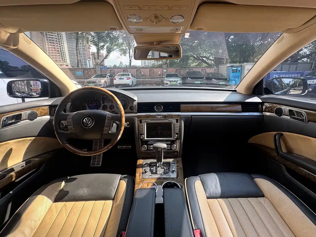 Volkswagen Phaeton — миниатюра 5