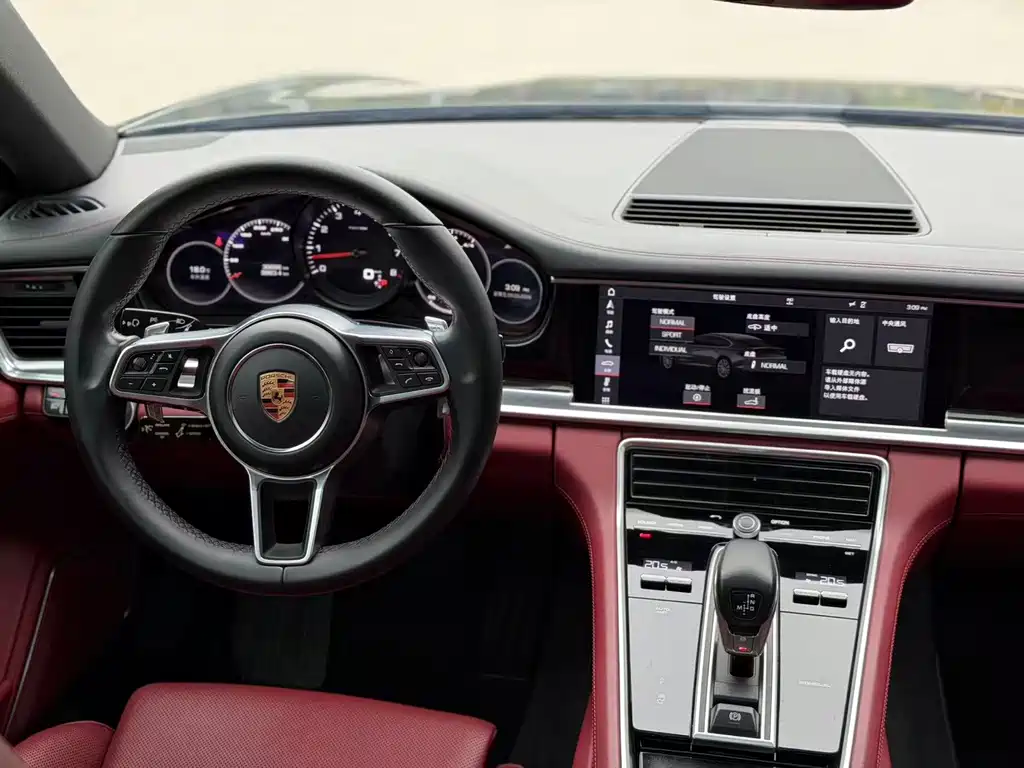 Porsche Panamera — миниатюра 10