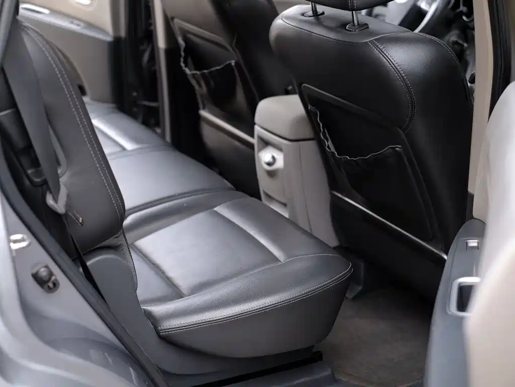 Subaru Tribeca — миниатюра 38