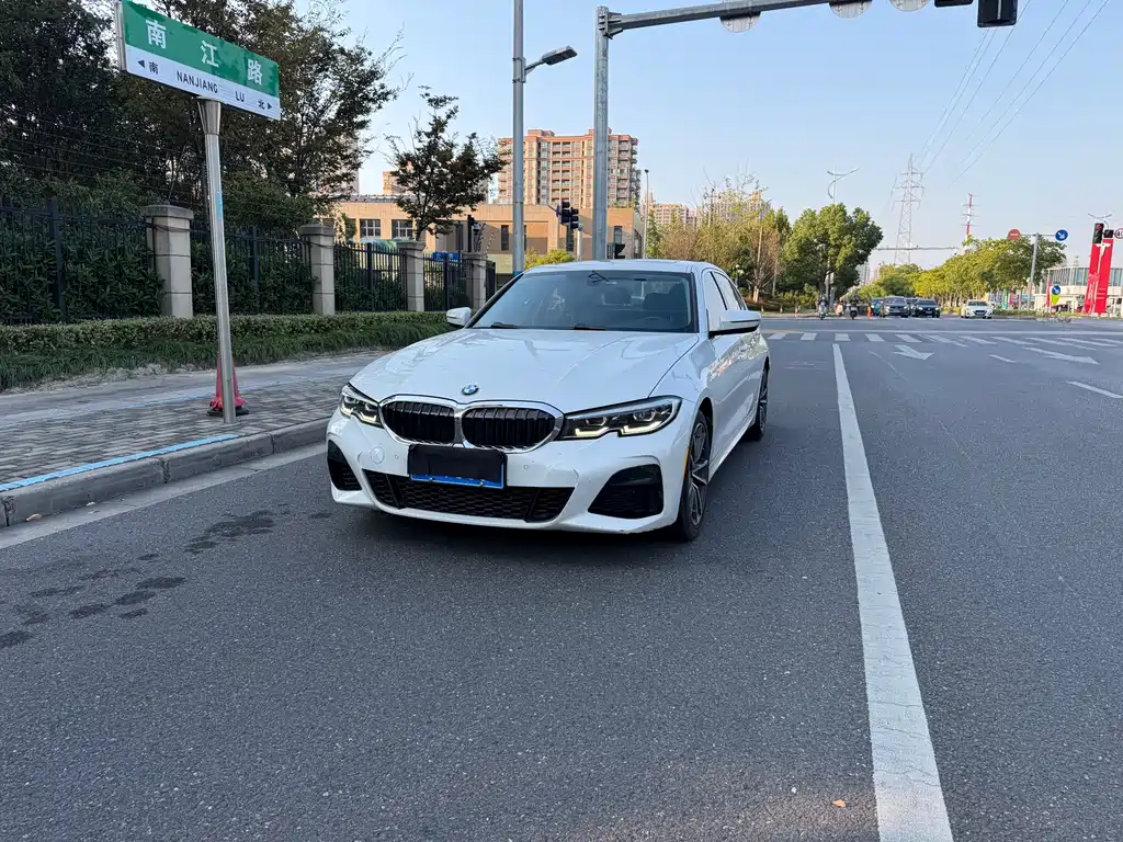 BMW 3 Series — миниатюра 2