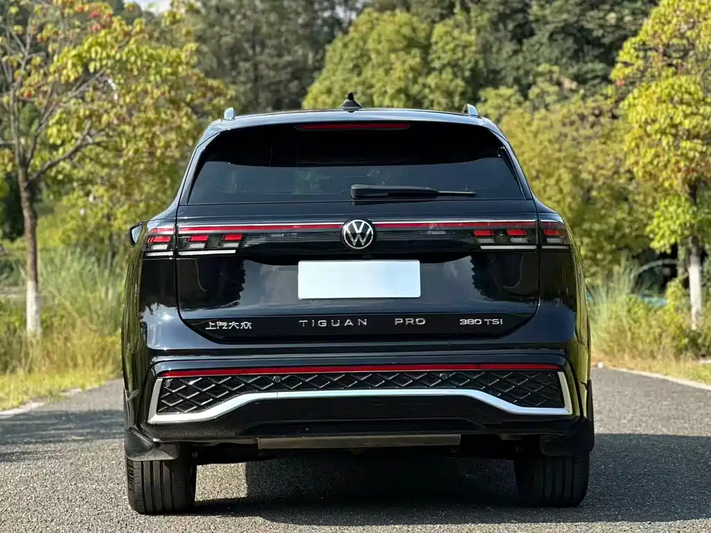 Volkswagen Tiguan L — миниатюра 5