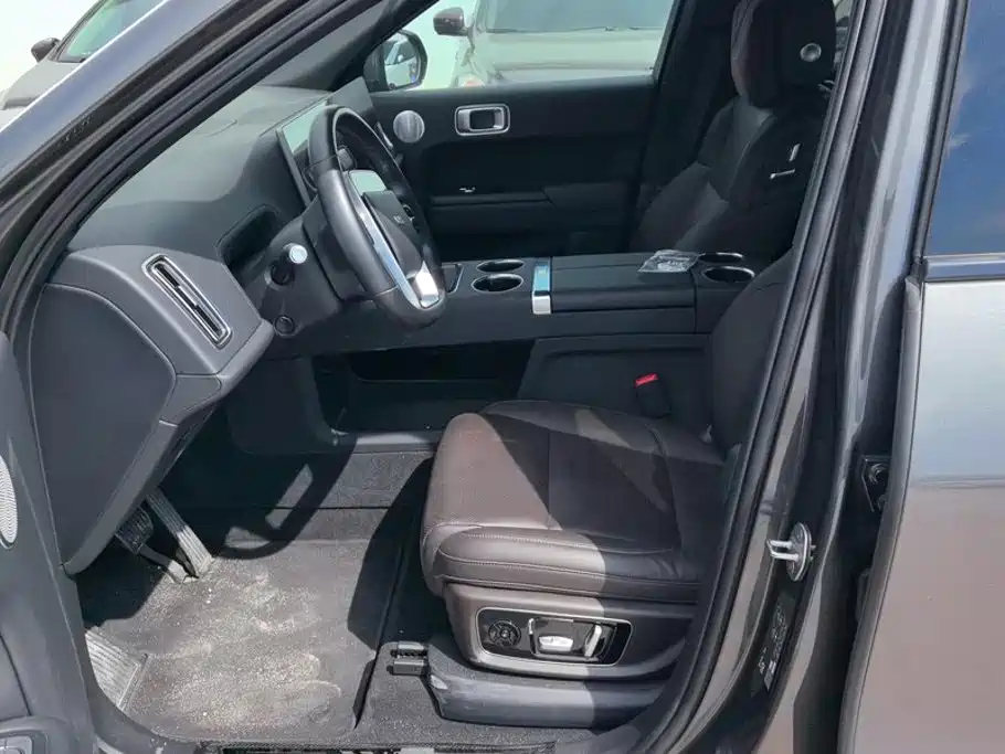 Li Auto Li L8 — миниатюра 9