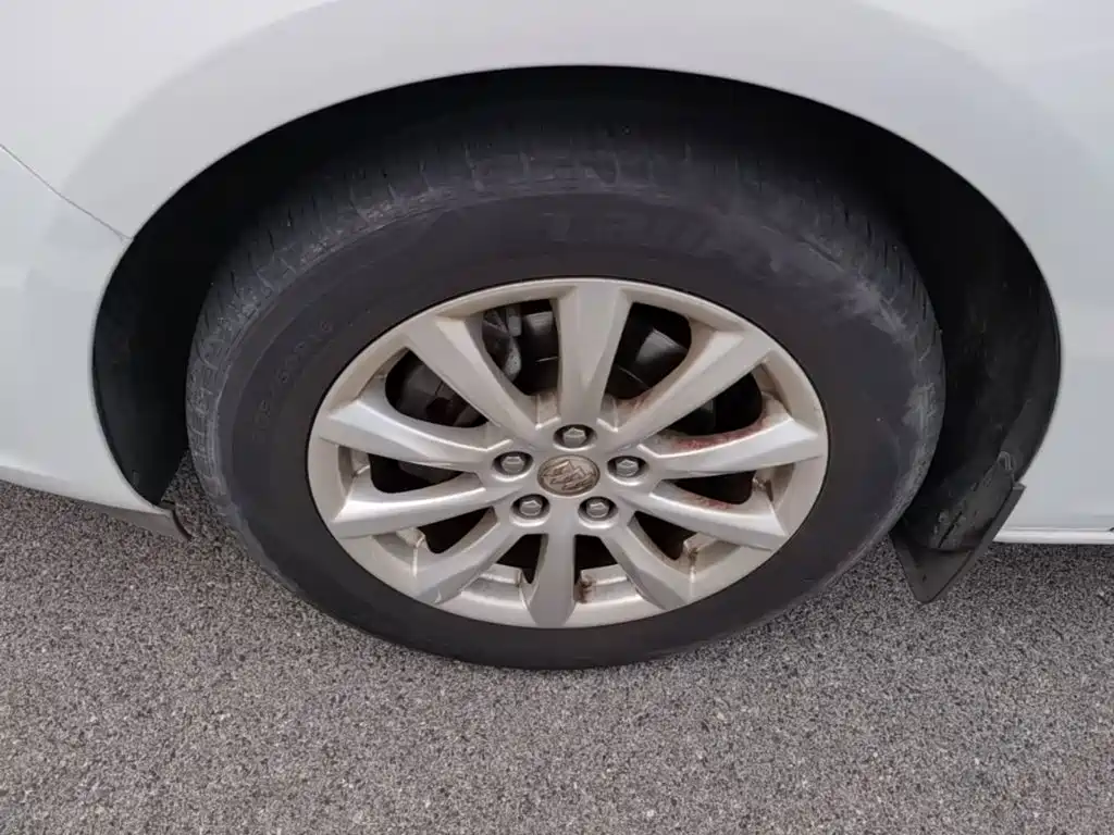 Buick Excelle — миниатюра 23