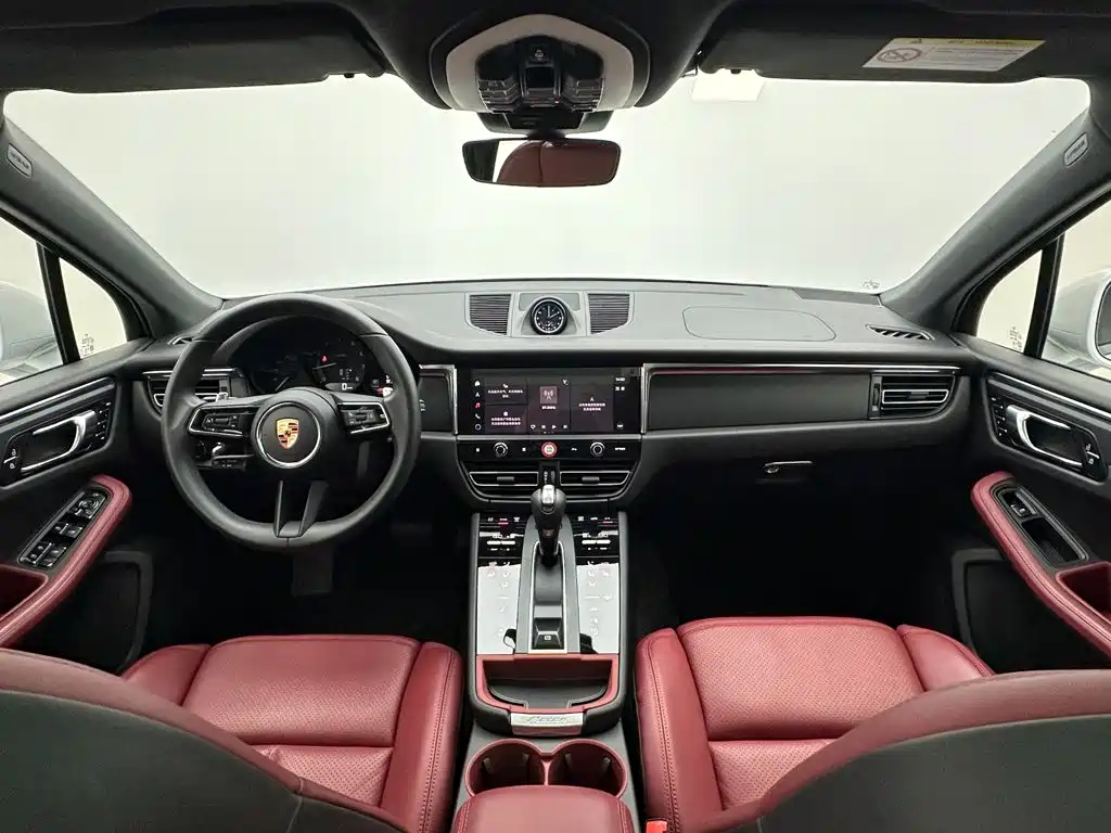 Porsche Macan — миниатюра 19