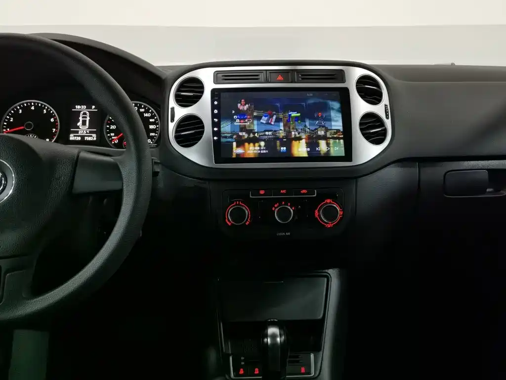 Volkswagen Tiguan — миниатюра 12