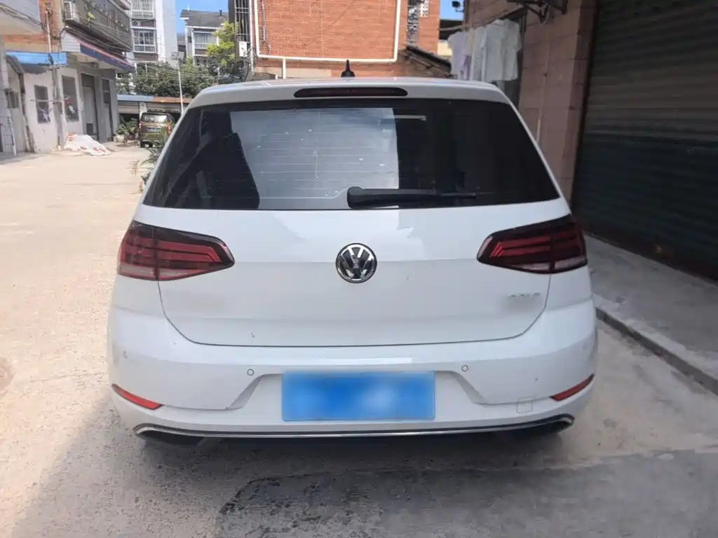 Volkswagen Golf — миниатюра 6