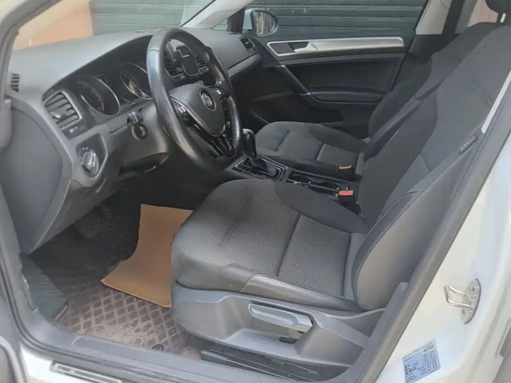 Volkswagen Golf — миниатюра 15