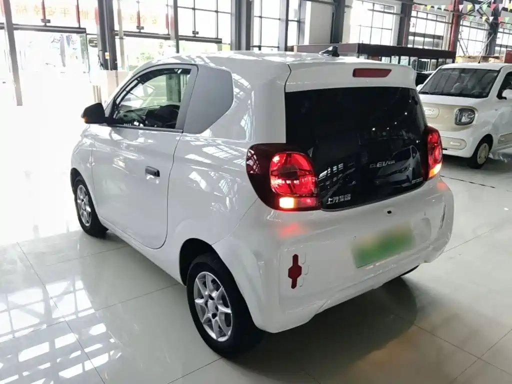Roewe Clever — миниатюра 5