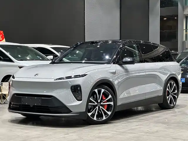 2023 Nio ES8