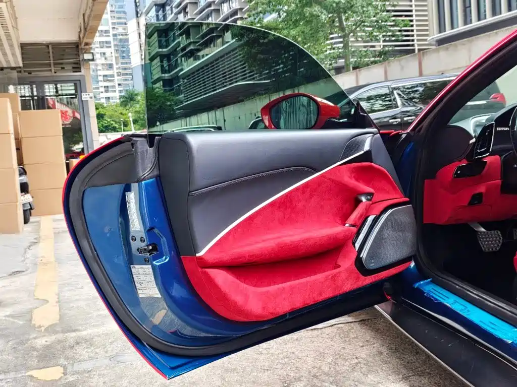 Ferrari Roma — миниатюра 12