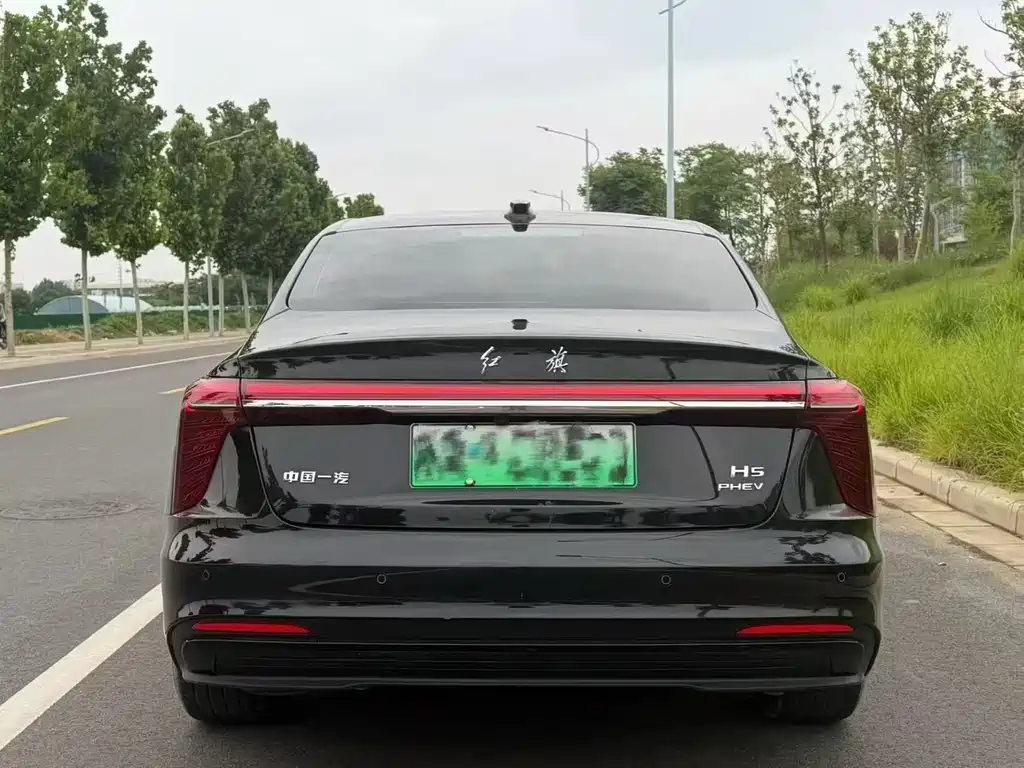 Hongqi Hongqi H5 PHEV — миниатюра 8