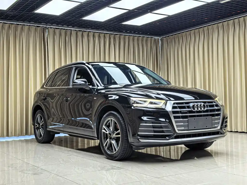 Audi Q5L — миниатюра 3