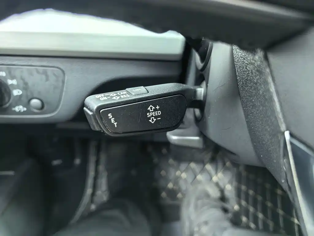 Audi Q5L — миниатюра 14