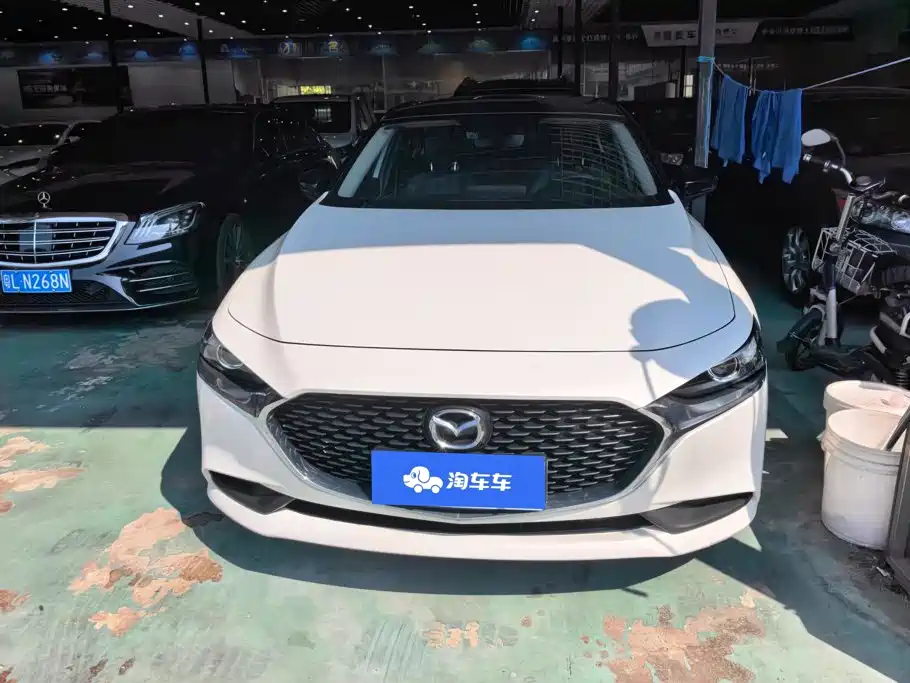 Mazda 3 Axela — миниатюра 2