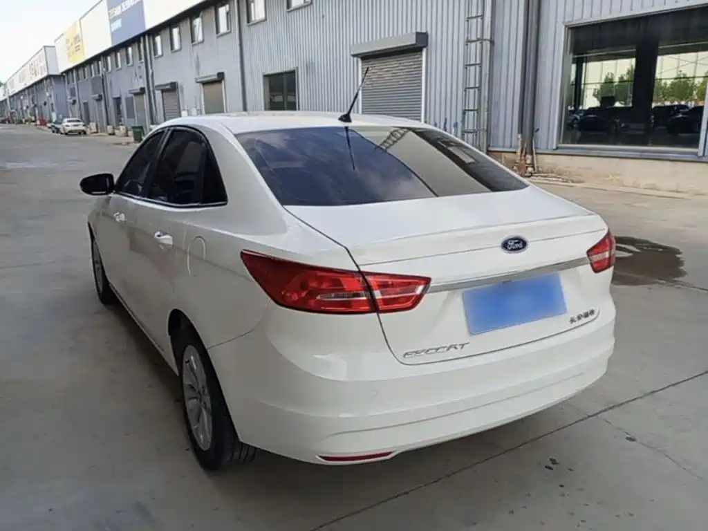 Ford Escort — миниатюра 5