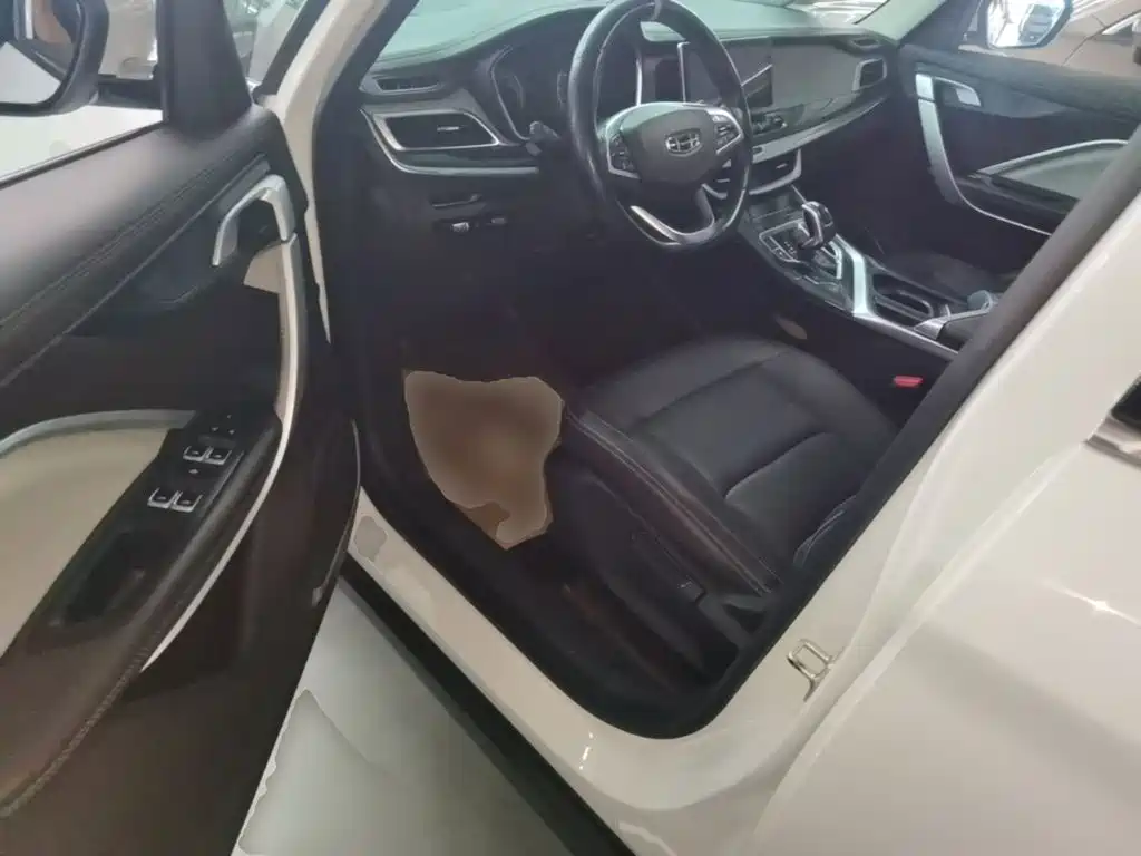 Geely Jia Ji — миниатюра 16