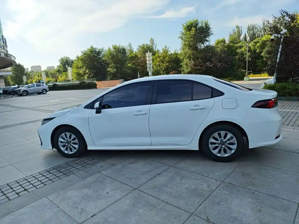 Toyota Corolla — миниатюра 25