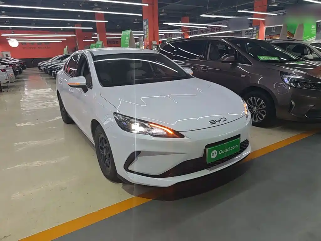BYD Seal 05 DM-i — миниатюра 4
