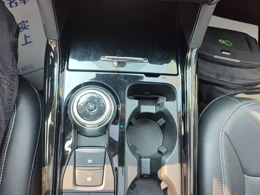 Ford Explorer — миниатюра 14