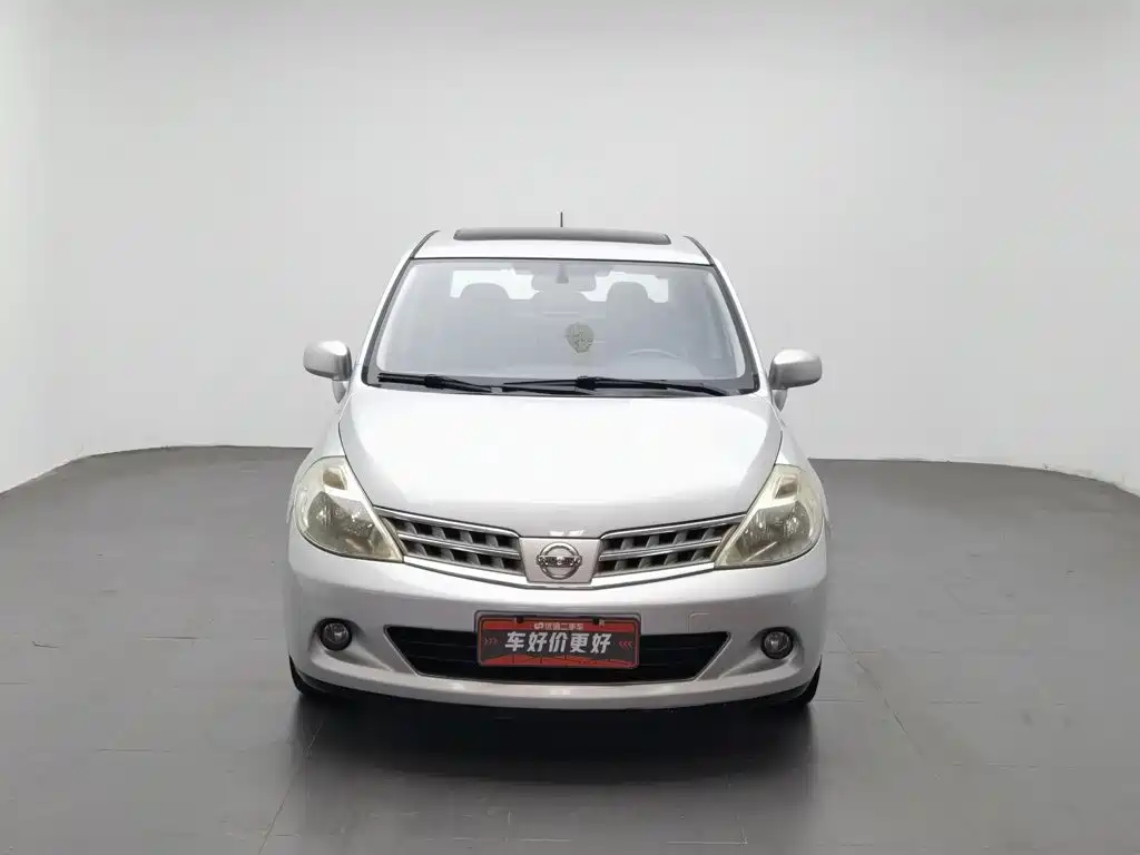 Nissan Tiida — миниатюра 3