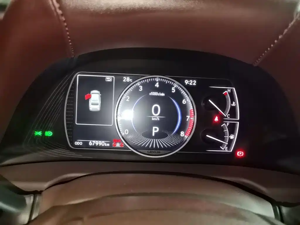 Lexus ES — миниатюра 12