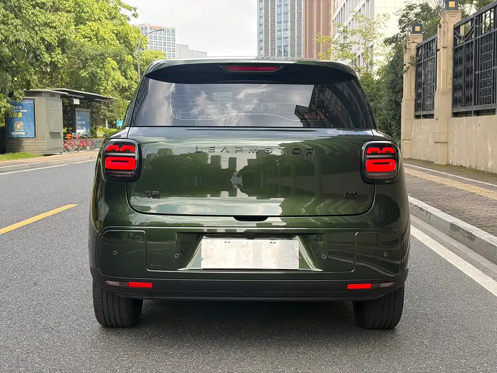 Leapmotor Leapmotor A10 — миниатюра 15