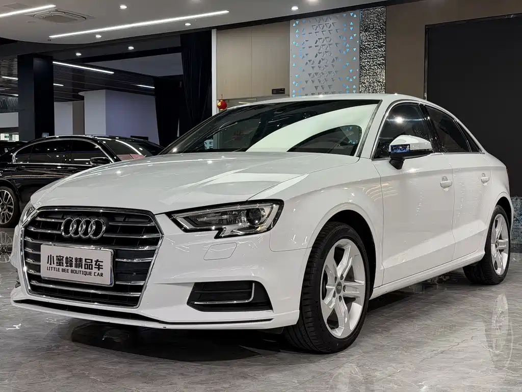 Купить Audi A3