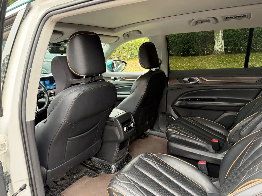 Ford Equator — миниатюра 11