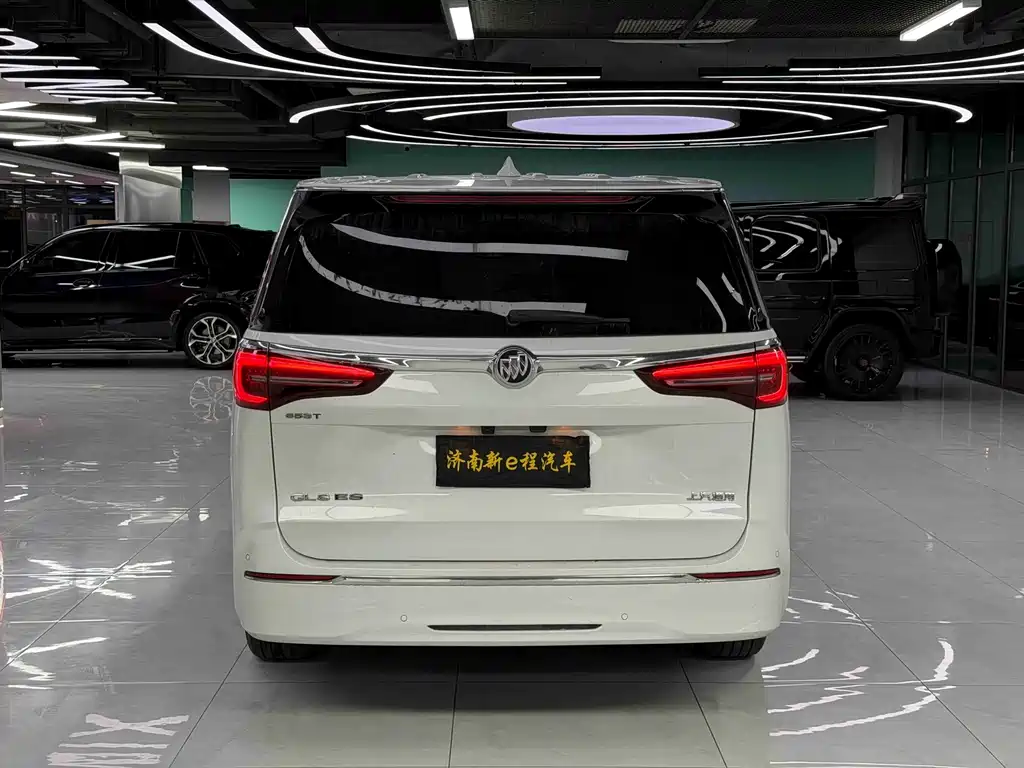 Buick GL8 — миниатюра 5