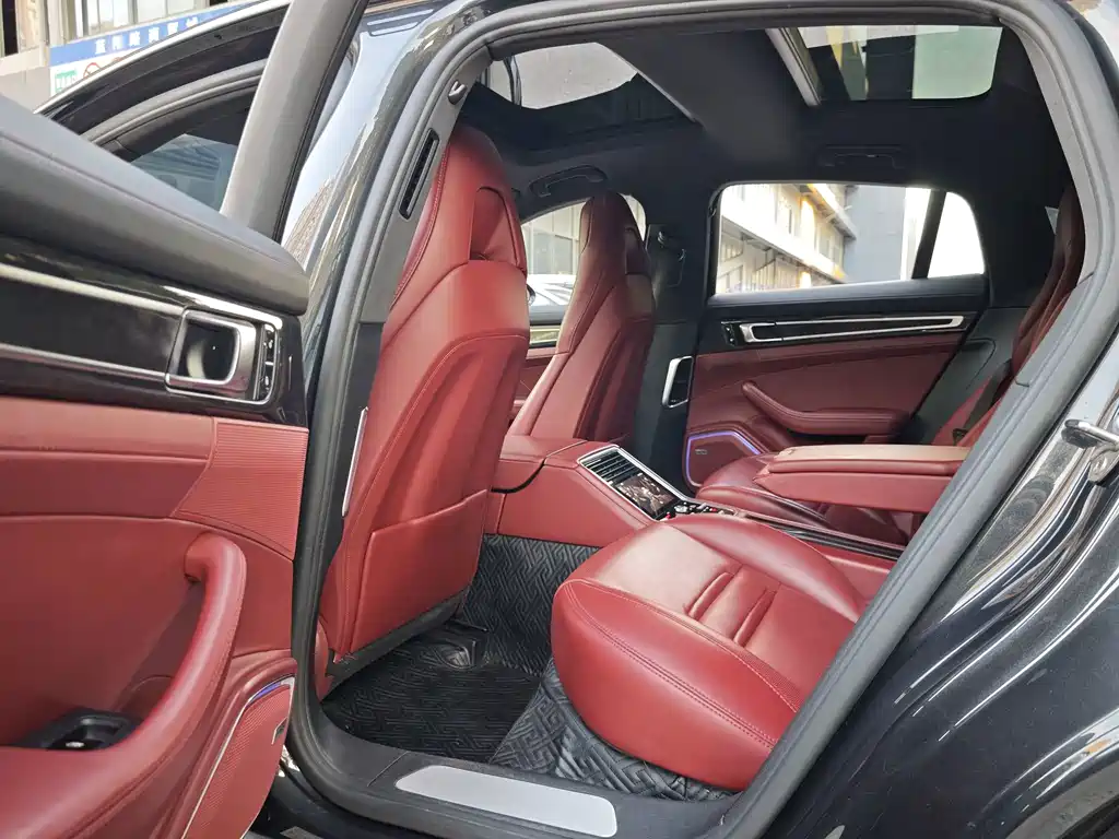 Porsche Panamera — миниатюра 7