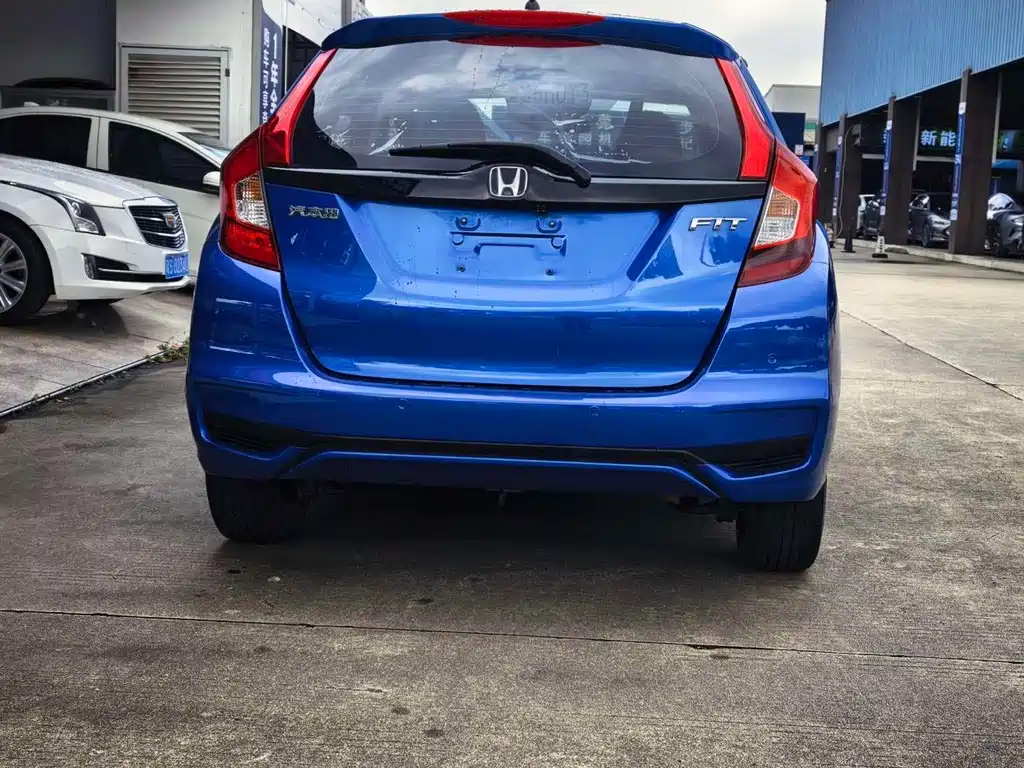 Honda Fit — миниатюра 15