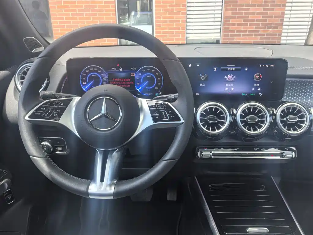 Mercedes-Benz EQB — миниатюра 19