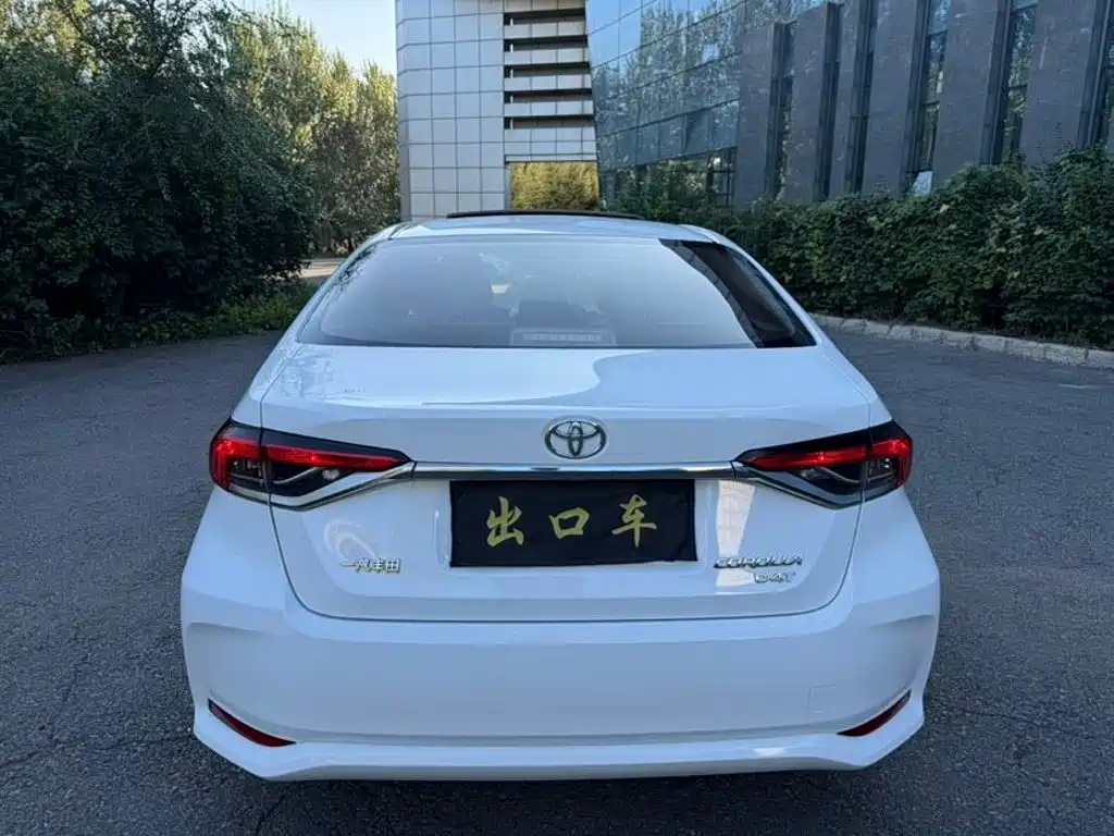 Toyota Corolla — миниатюра 4