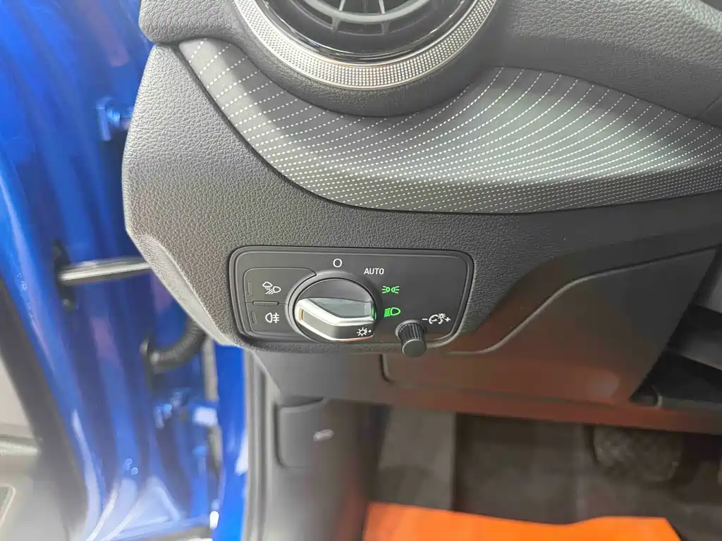 Audi Q2L 2022 35 TFSI