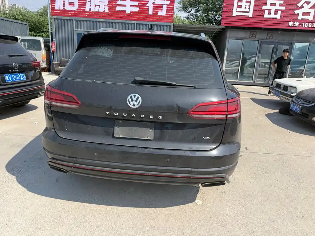 Volkswagen Touareg — миниатюра 8