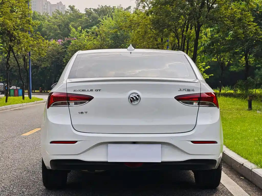Buick Excelle — миниатюра 15