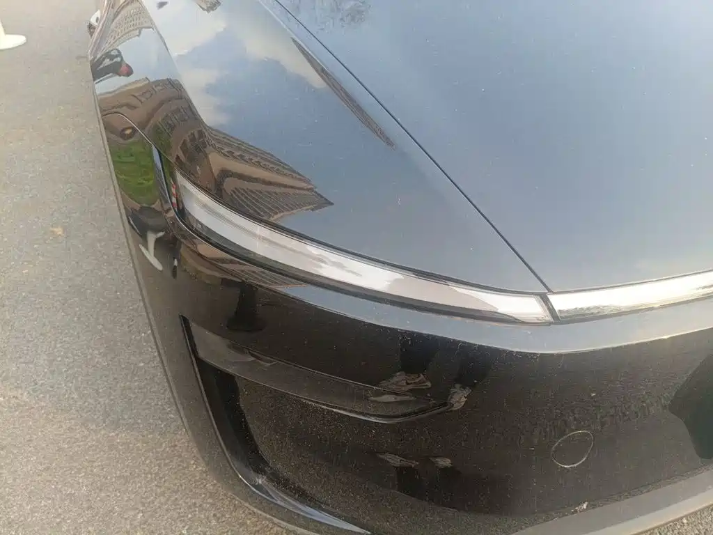 Tesla Model Y — миниатюра 7