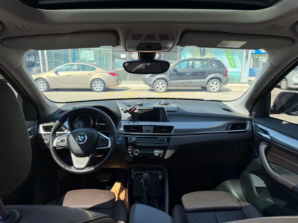 BMW X1 — миниатюра 8