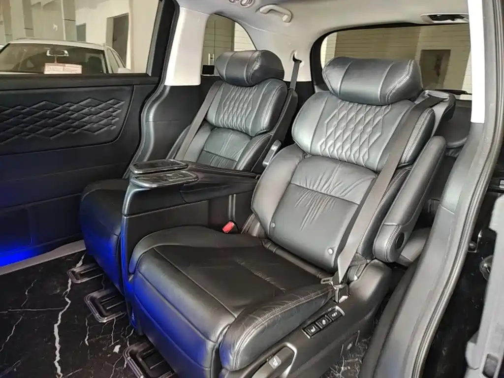 Honda Elysion — миниатюра 17