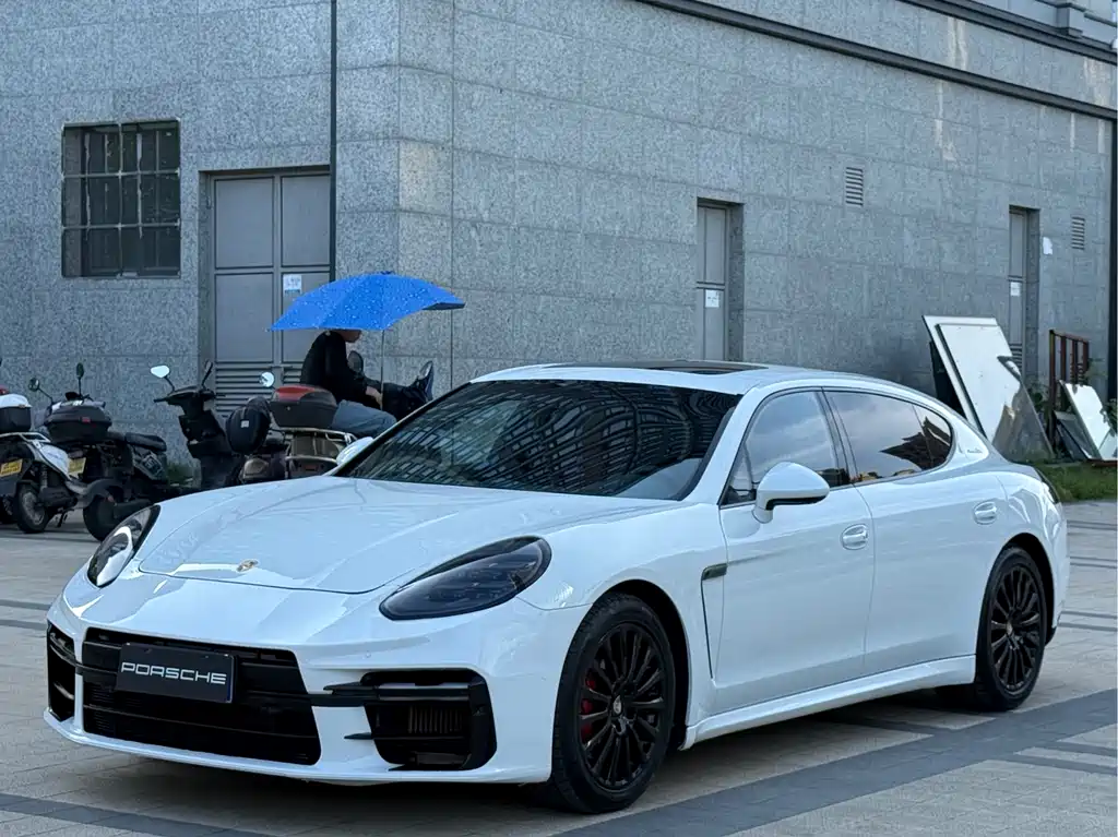 Купить Porsche Panamera