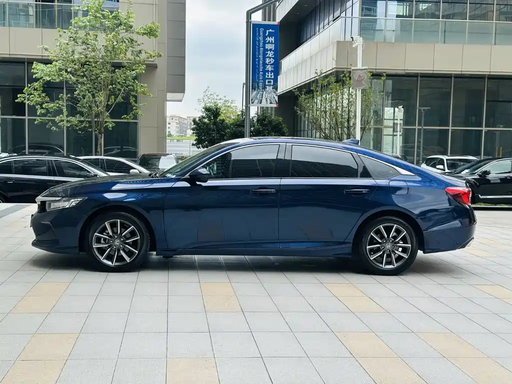 Honda Inspire 2022 260TURBO