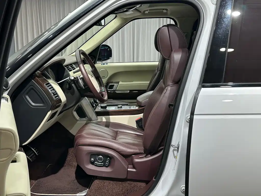 Land Rover Range Rover — миниатюра 13