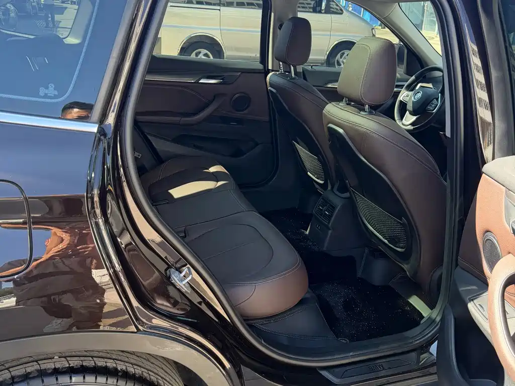 BMW X1 — миниатюра 12
